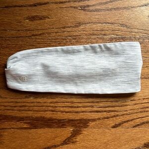 LuLulemon Fringe Fighter Headband